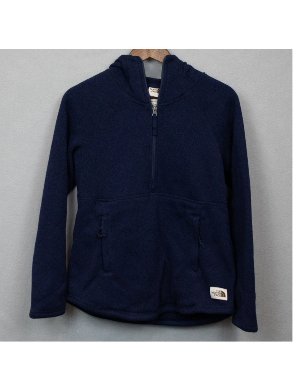The North Face Crescent navy 1/2 zip pull over hoodie-S